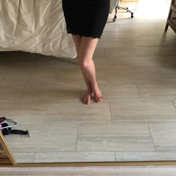 Hollister Black Lace Bodycon Mini Skirt - Picture 5 of 5